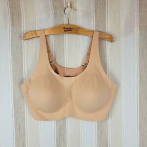 Knix Nude Bra with Adjustable Straps NWOT